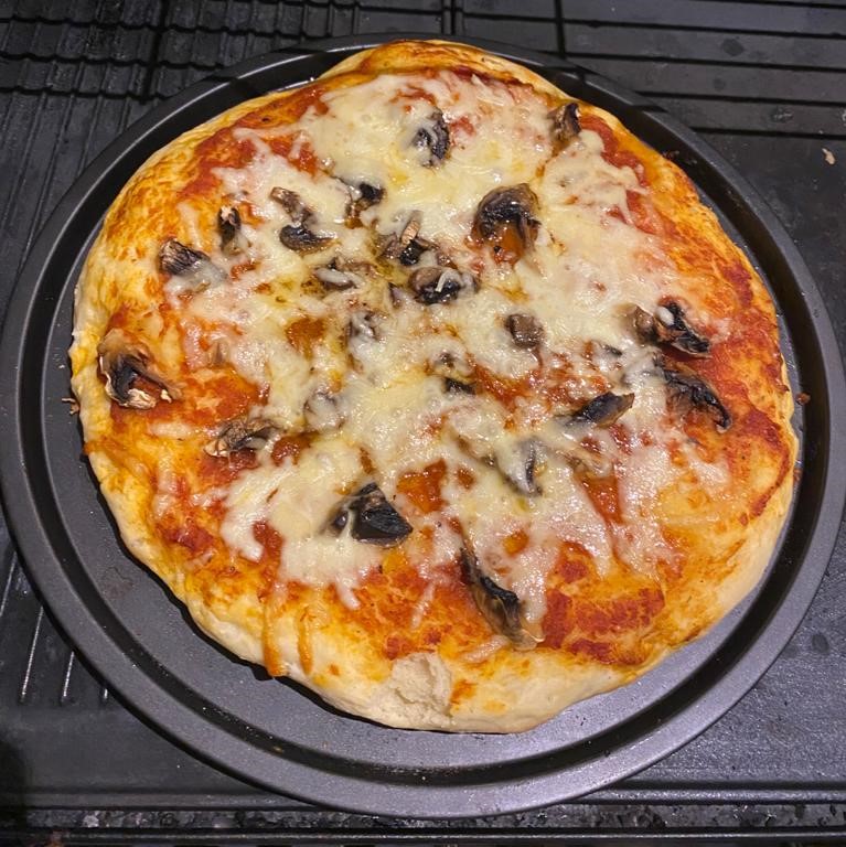 Deep Pan BBQ Pizza