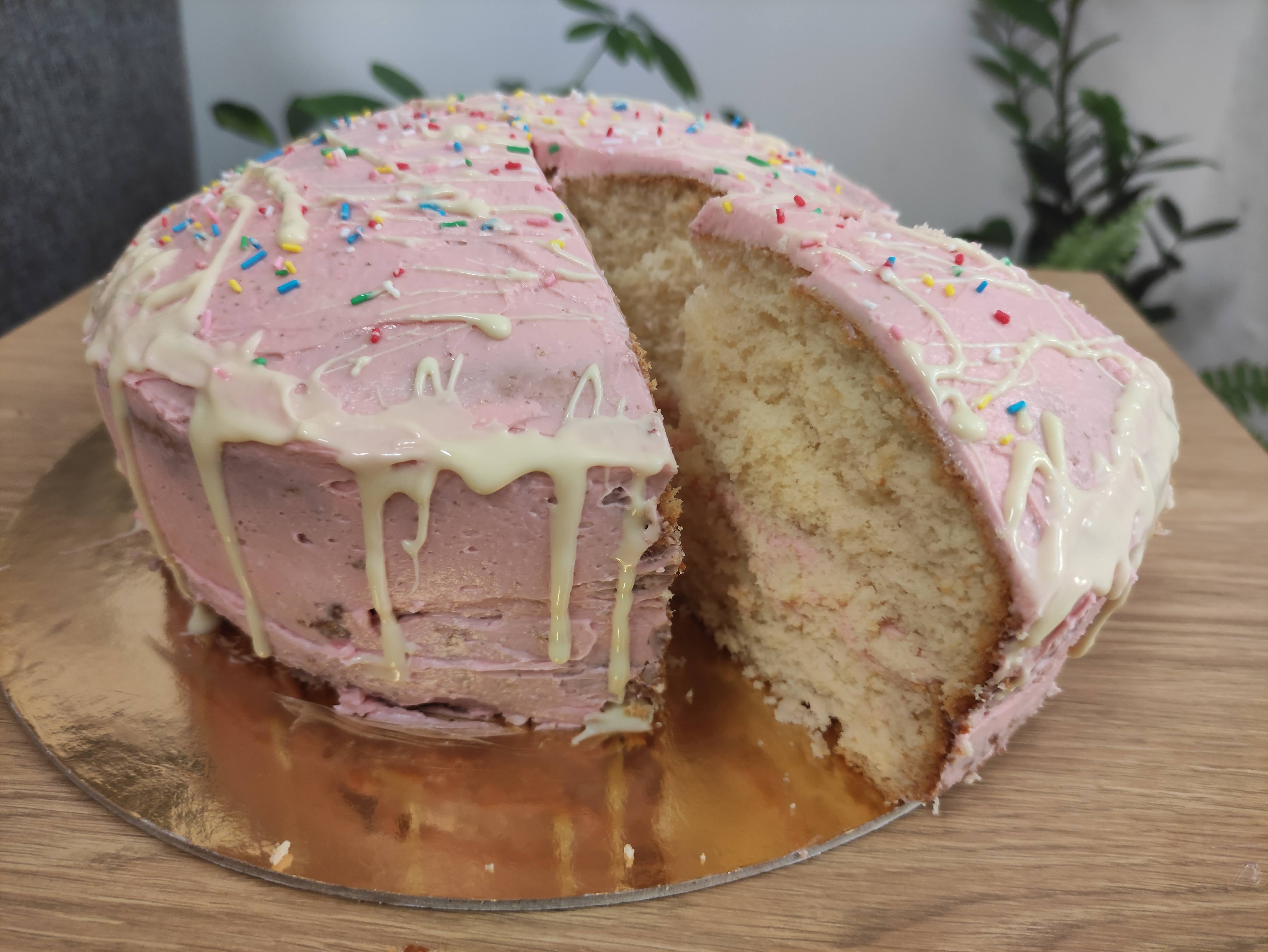 Strawberry Vanilla Cake